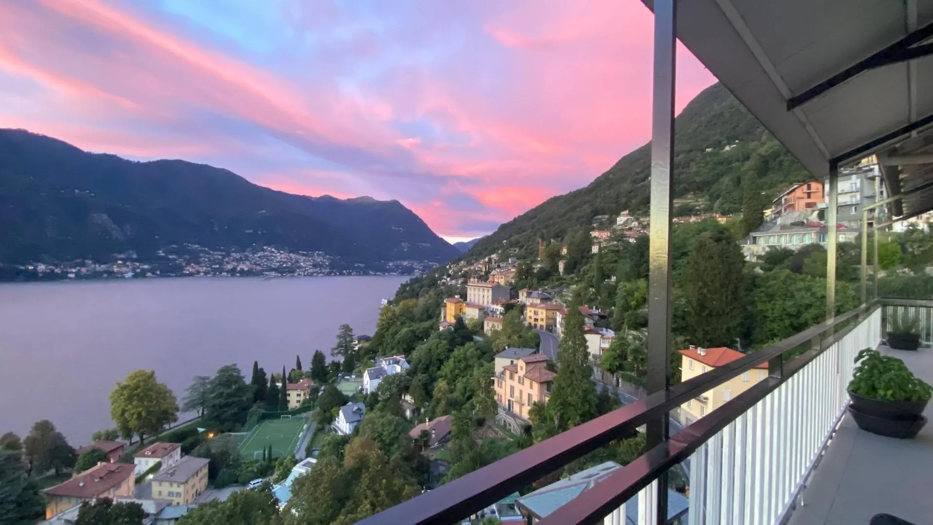 아파트 Luxury Attic 88 On Lake Como - By Breva Collections 블레비오